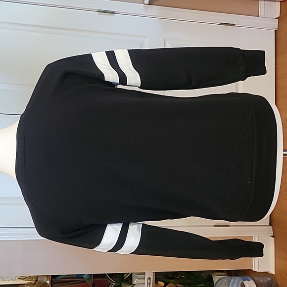 Harry Potter Hogwarts Sweatshirt - Small - Picture 3 of 4